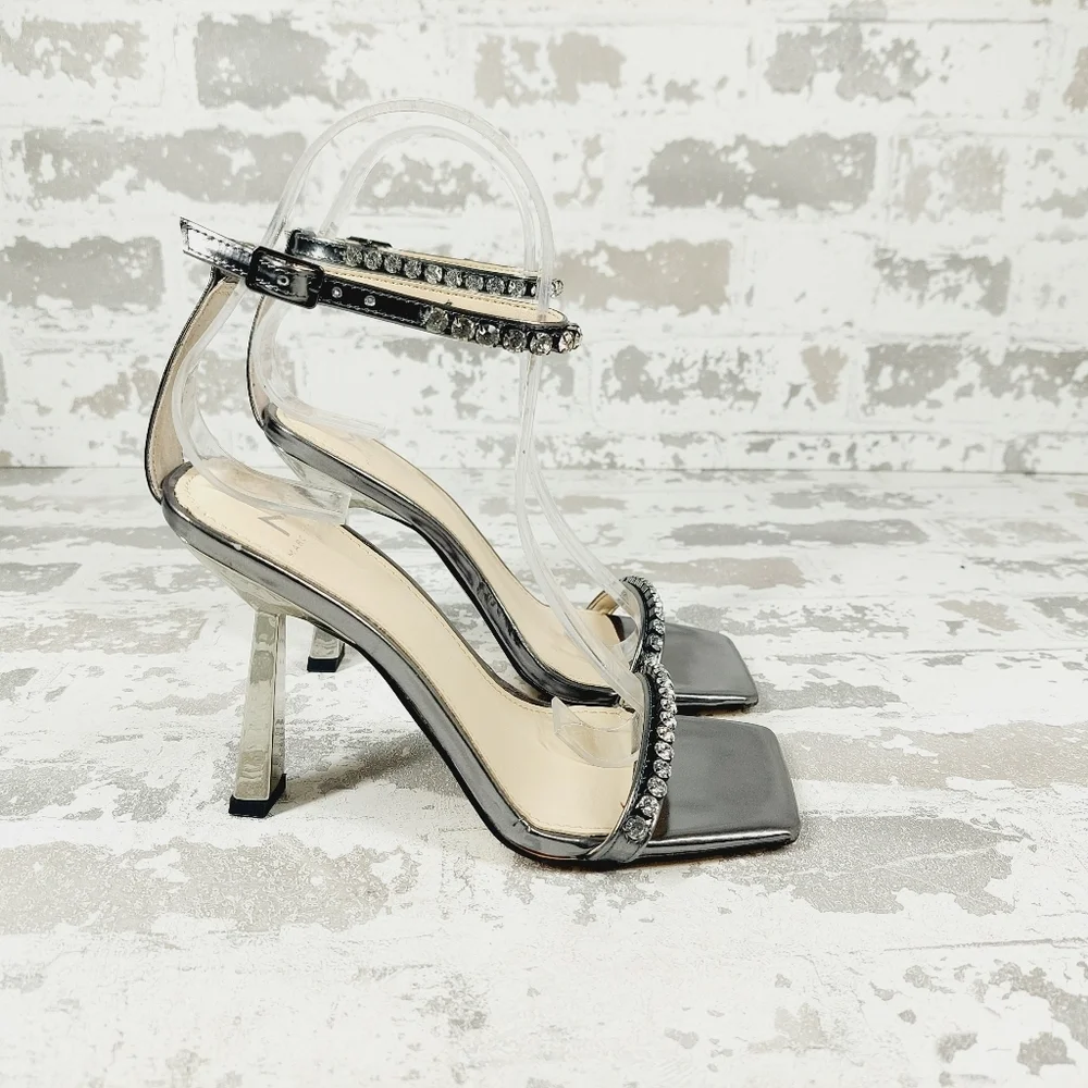 NEW Marc Fisher Karima Ankle Strap Heeled Sandals E588